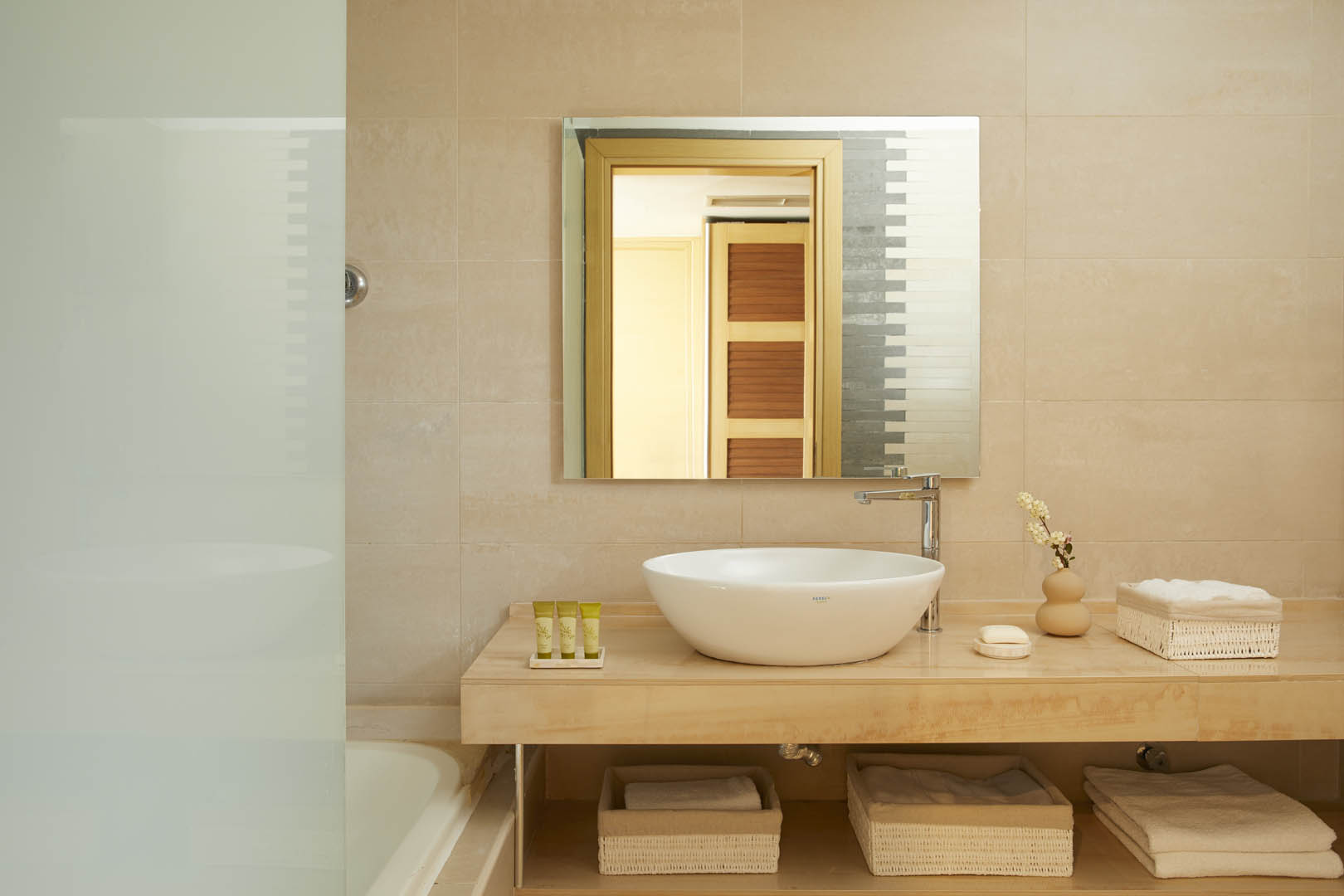 Accommodation_WC_double_room-1